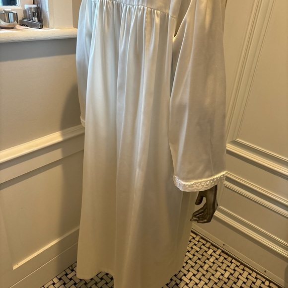 Christian Dior Lingerie NIGHTGOWN Lounging Underwear Vintage White Size Medium - Picture 6 of 7